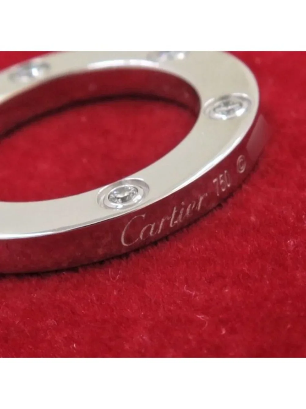 Cartier Love Circle Necklace Diamond